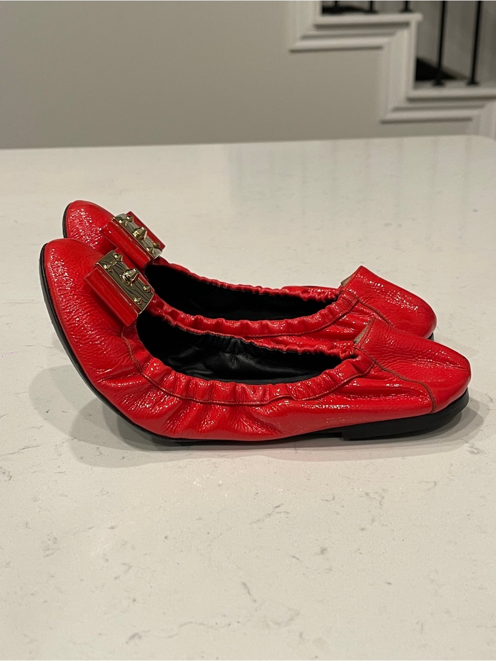 FENDI Red Leather Elastic Ballet Flats with Gold Accent 38